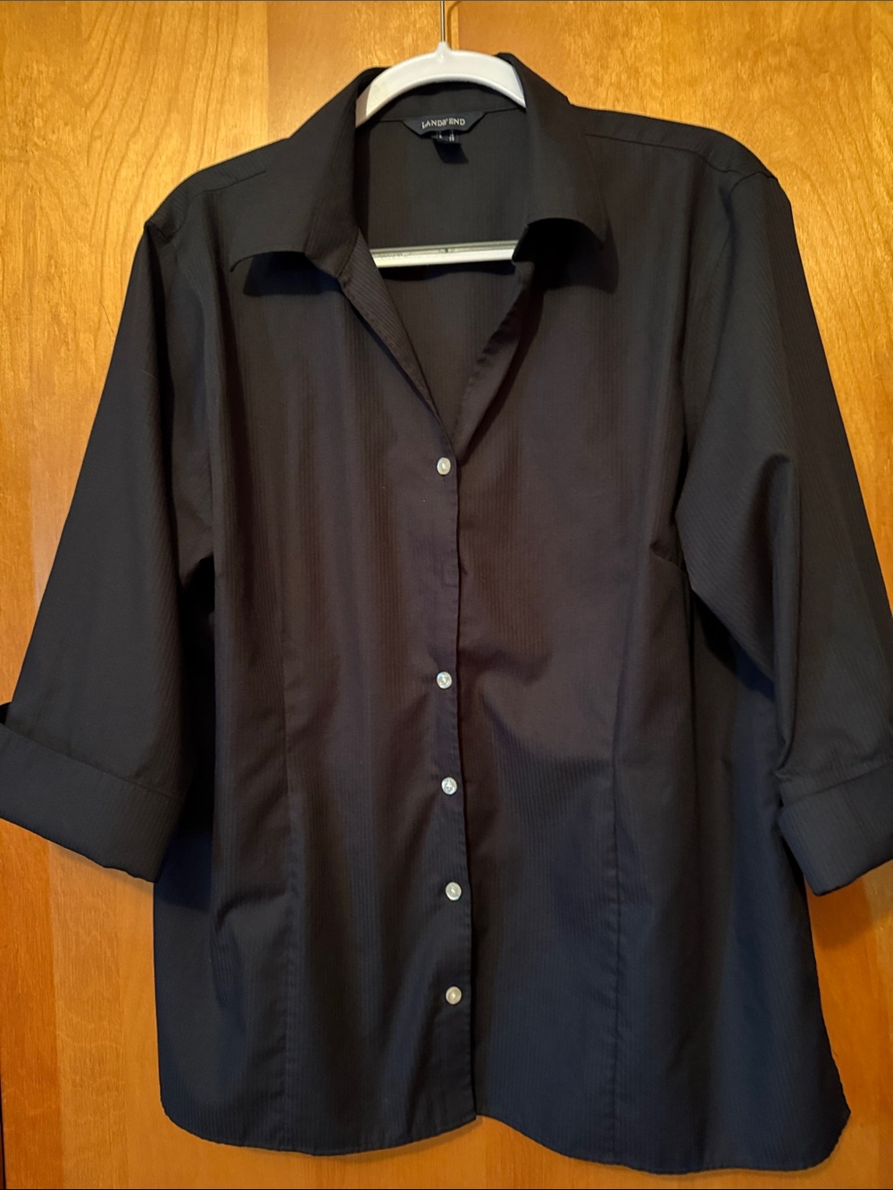 Lands' End Woman’s Black on Black stripes Button-Down 3/4 Sleeves Blouse 18